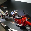 k-KTM%20Motohall%2030 05%20%281%29