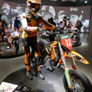 k-KTM%20Motohall%2030 05%20%2857%29